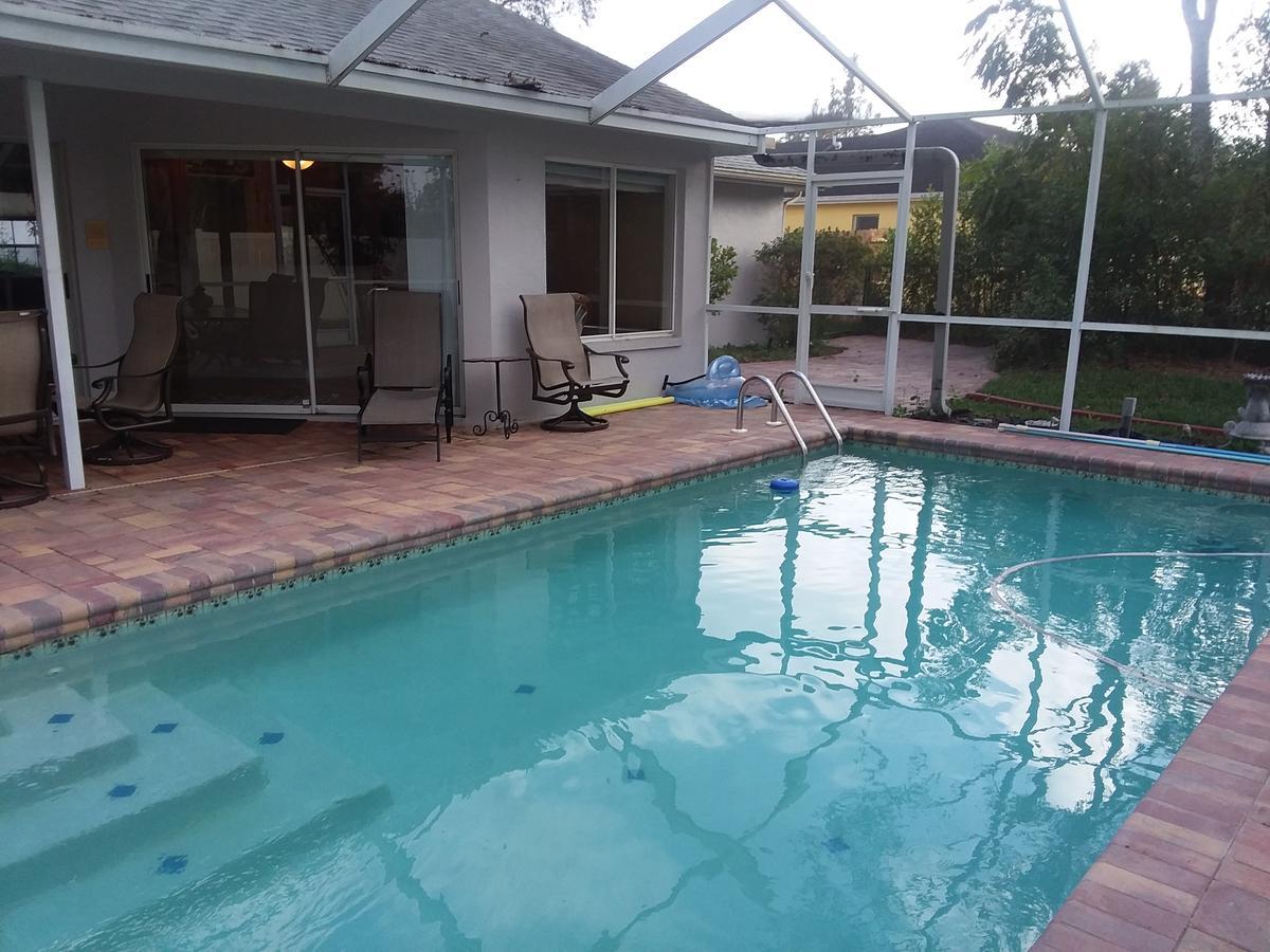 Modern Pool Home Spring Hill Exterior foto